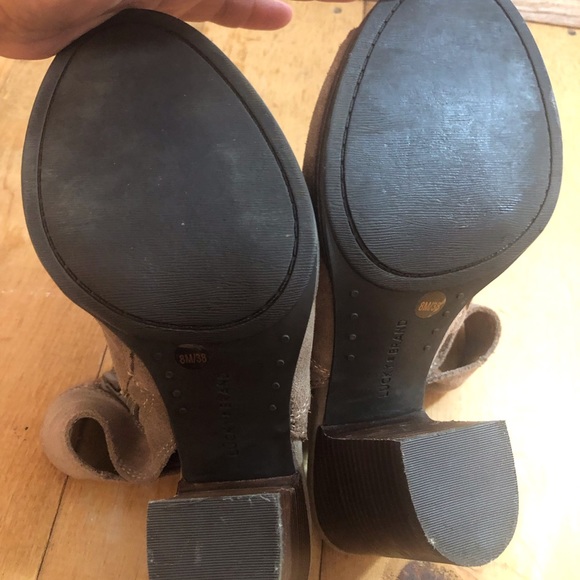 Women’s Lucky Brand Booties “Listana” Suede Embroidered Peep Toe SZ 8M EU 38 - Picture 9 of 11